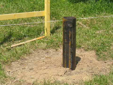 premier pilotis en place dans le sol