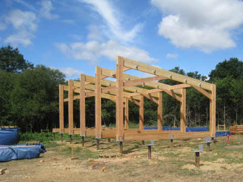 les cinq portiques de la structure principale