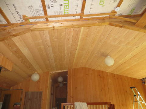 Plafond avec lambris